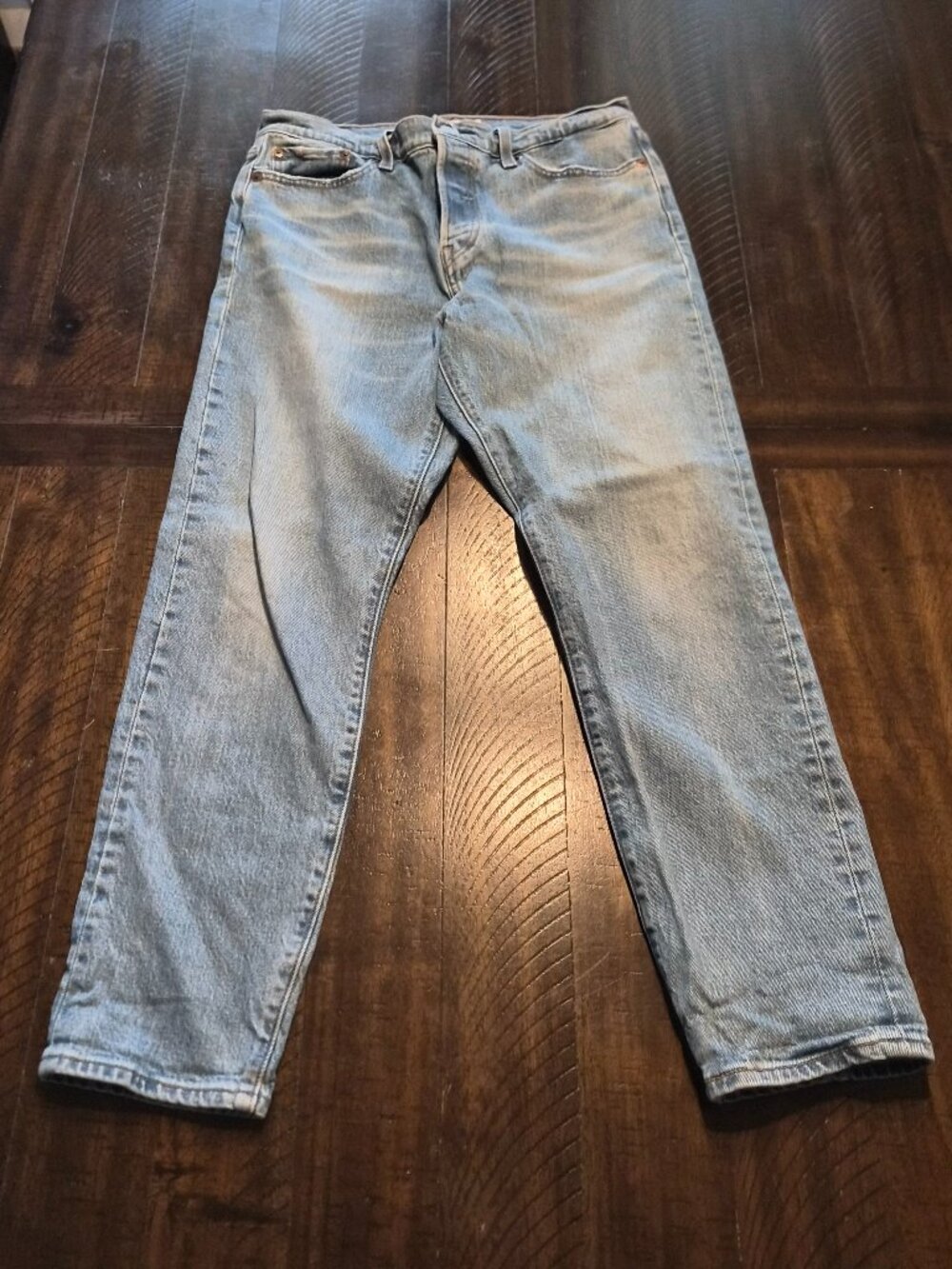 Leviās Premium Wedgie Straight Womens Jeans Sz 29 Blue Button Fly High Rise G991